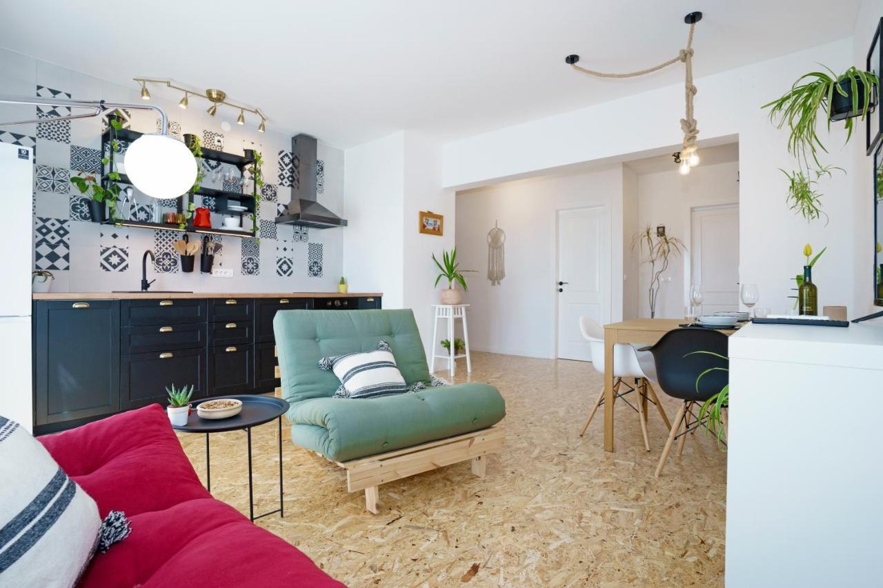 4-Star Apartments Bianco Kaštela エクステリア 写真