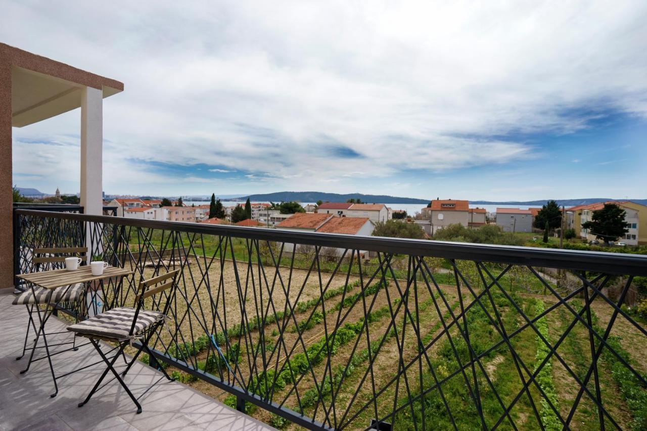 4-Star Apartments Bianco Kaštela エクステリア 写真