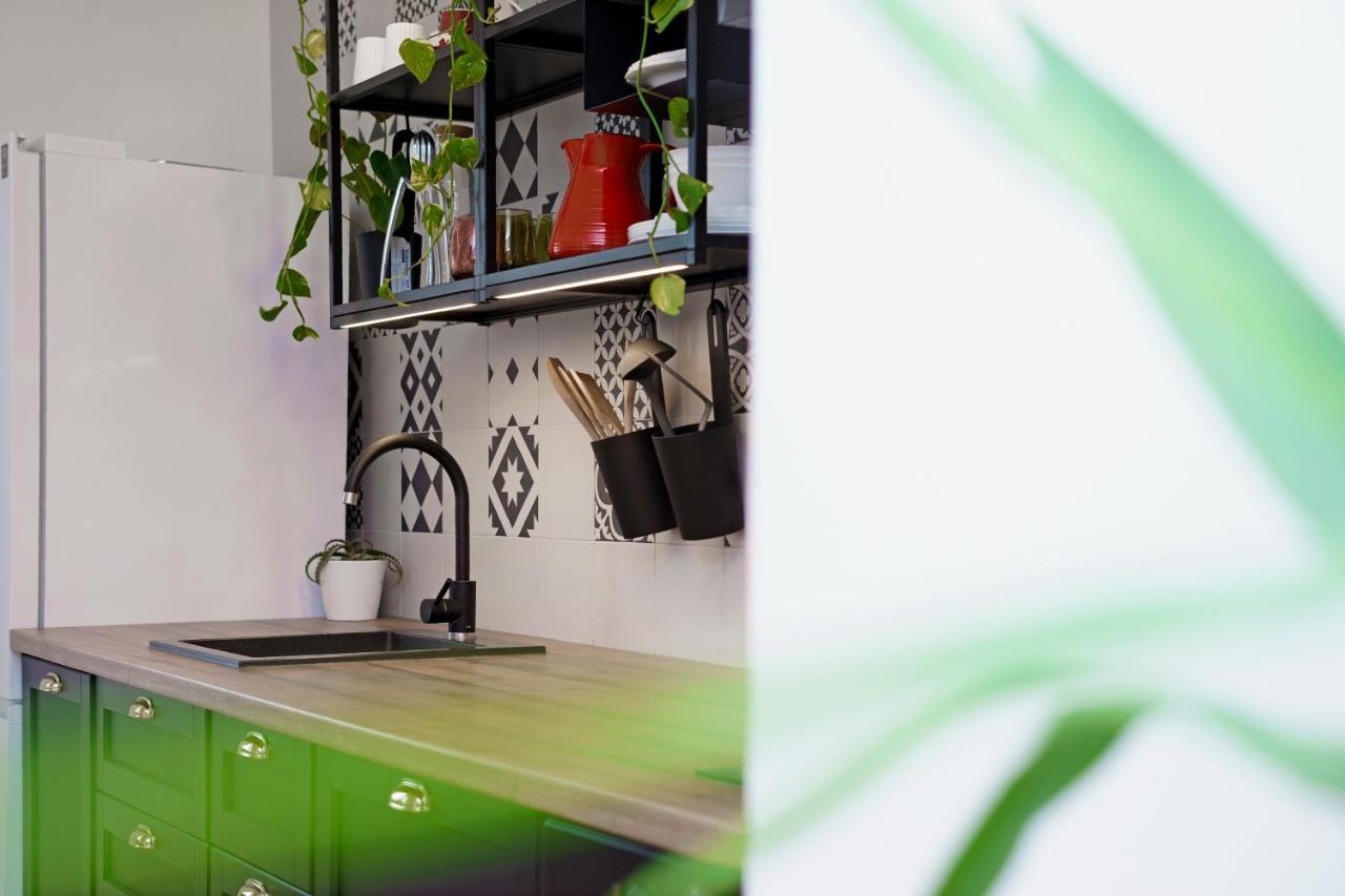4-Star Apartments Bianco Kaštela エクステリア 写真