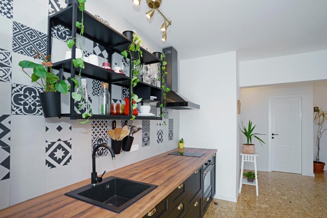 4-Star Apartments Bianco Kaštela エクステリア 写真