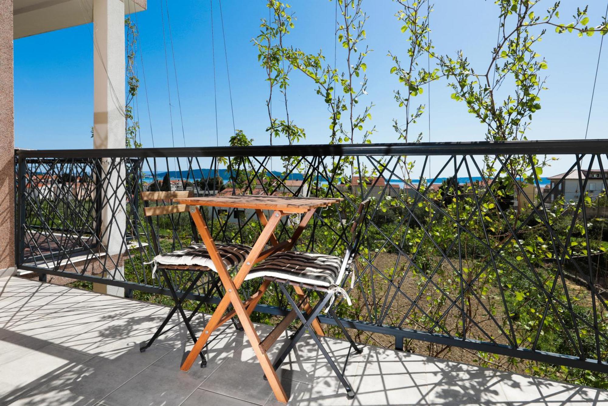 4-Star Apartments Bianco Kaštela エクステリア 写真